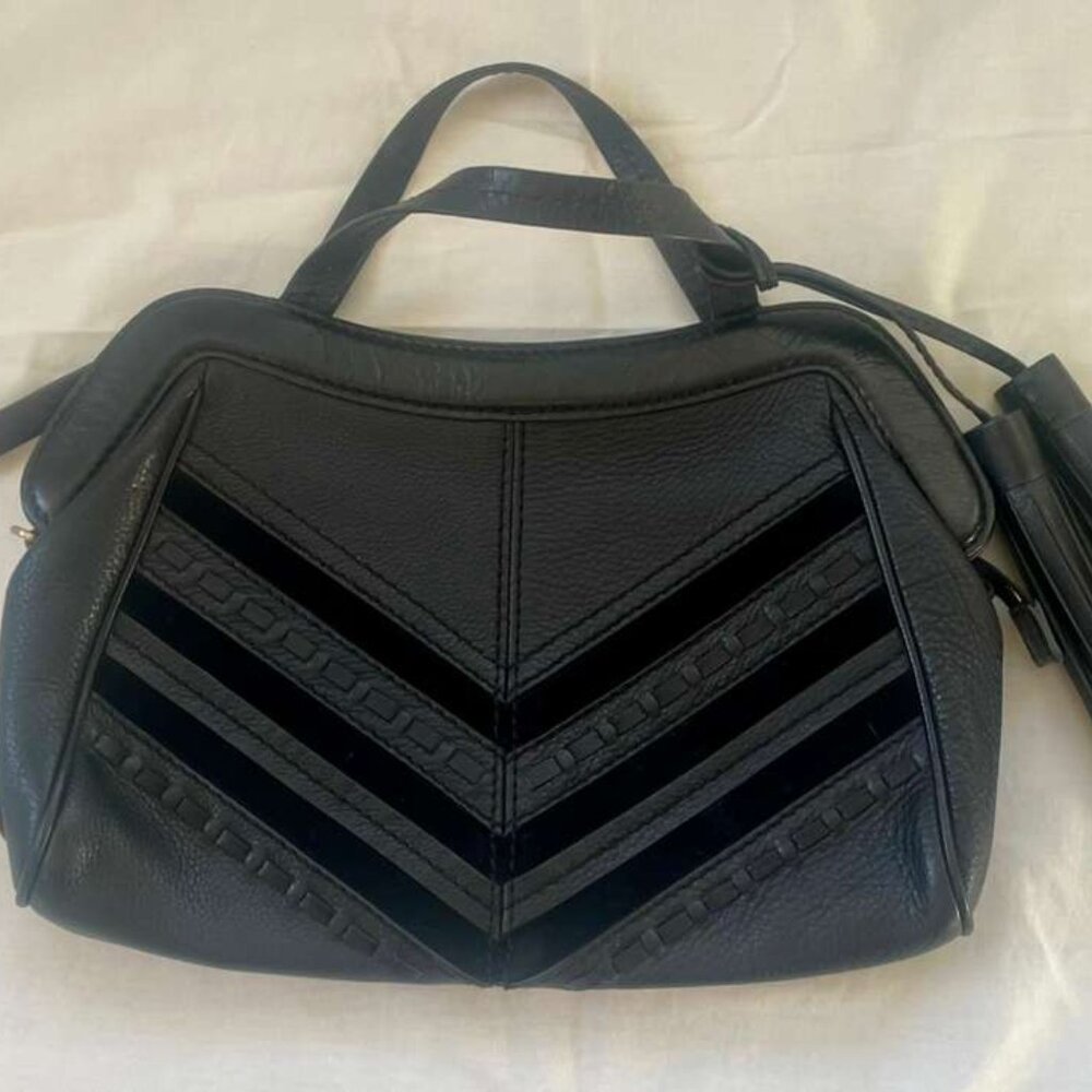 Isabella Fiore Black Leather Purse with Tassel Detail – 13x8.5” - Picture 2 of 9